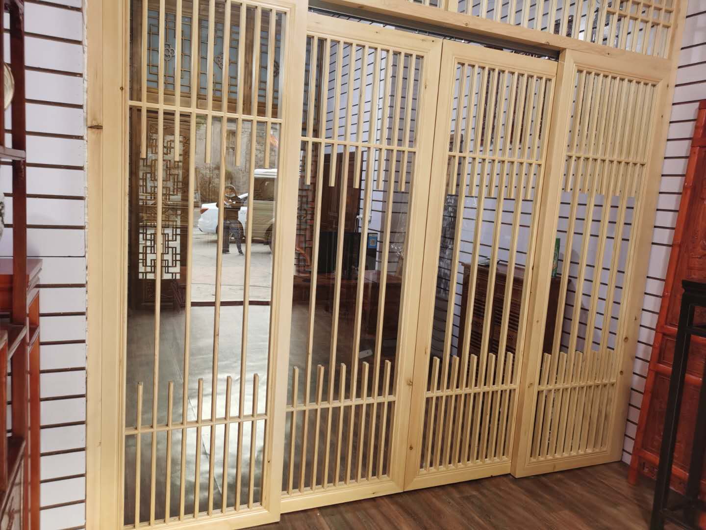 仿古木雕屏风.jpg